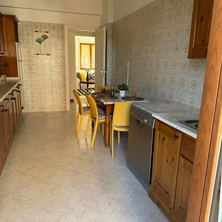 Popcornhouse Tiburtina Дом отдыха Рим